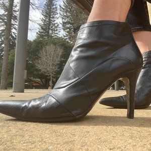 Phenomenal Italian Hand Made Leather Pointy Angle Boots Bought New for $550